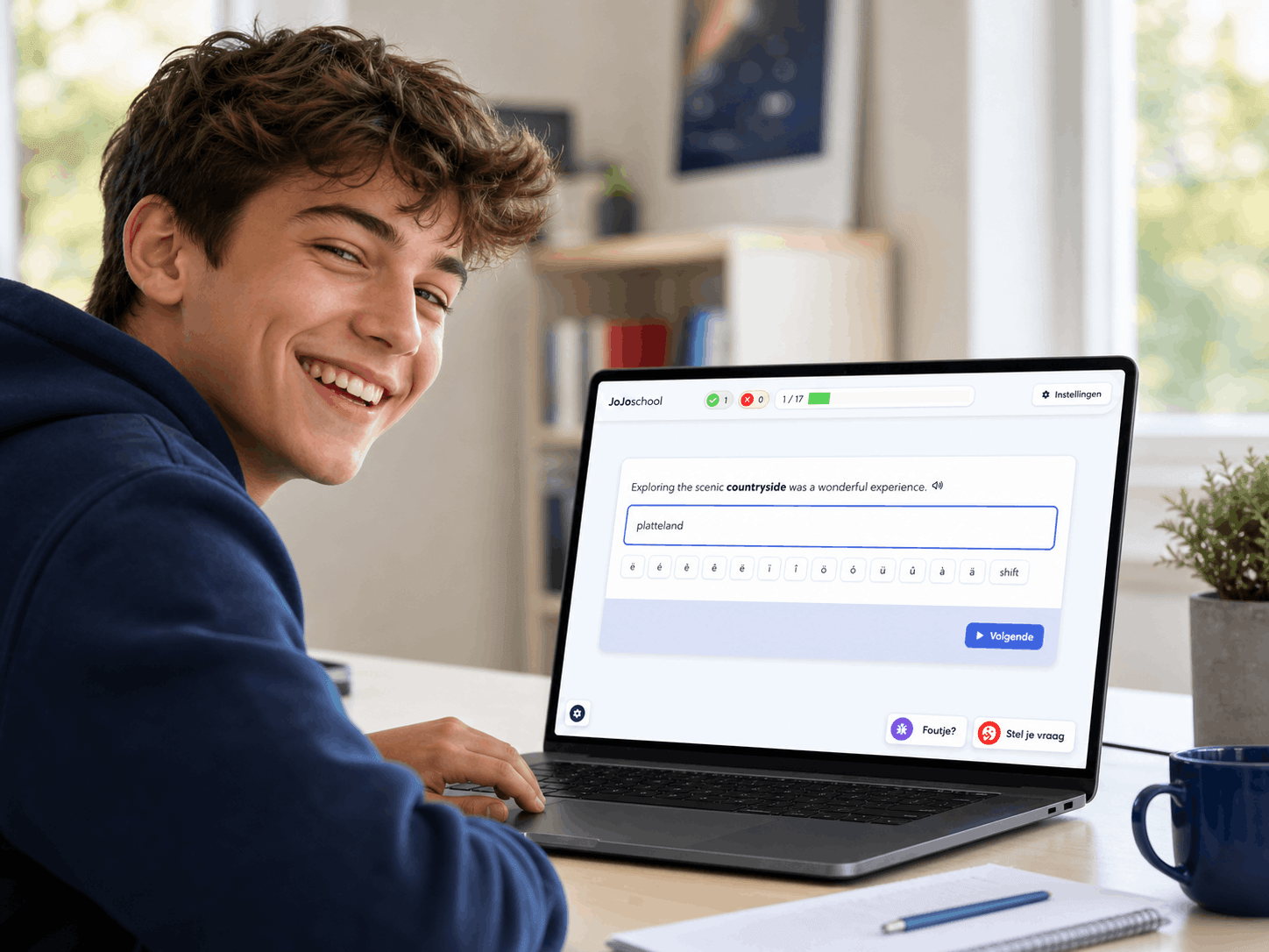 Jongen die woordjes aan het leren is voor woordjes leren tools vergelijking
